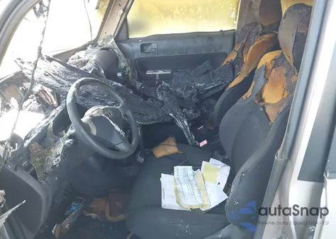 2006 Scion Xb from USA, damaged, VIN JTLKT324164051062